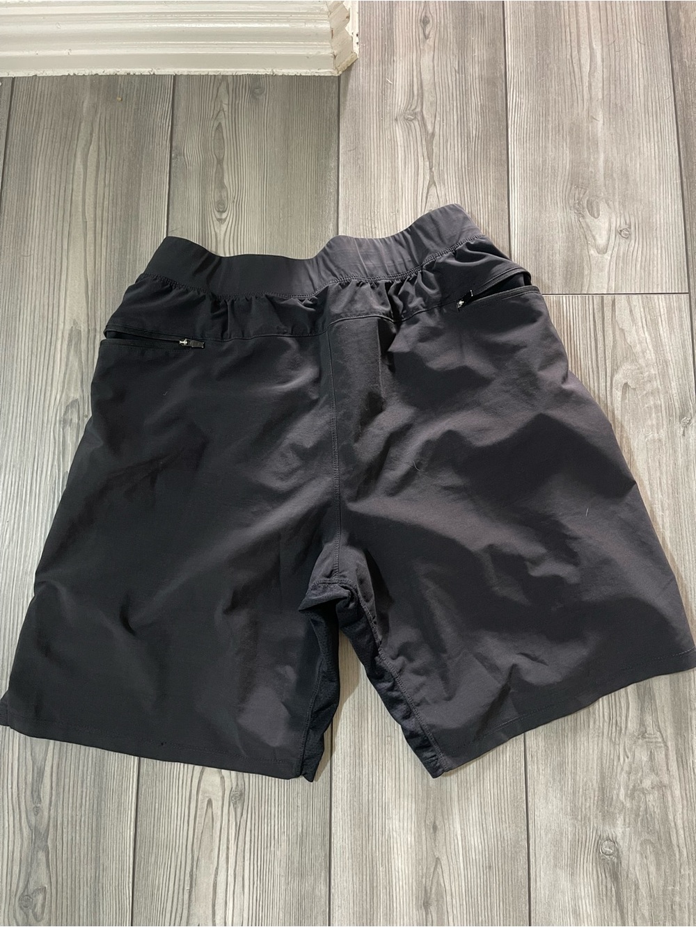Fabletics shorts - Picture 4 of 5